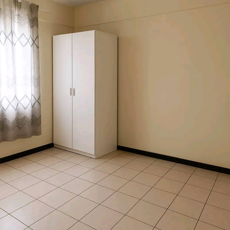 big bedroom with wardrobe 24 caroline street near taxi rank for price and viewing contact ...