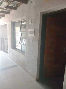 Room available at riverside ext 3
r1050 including electric 
agent fee is required 
chil 